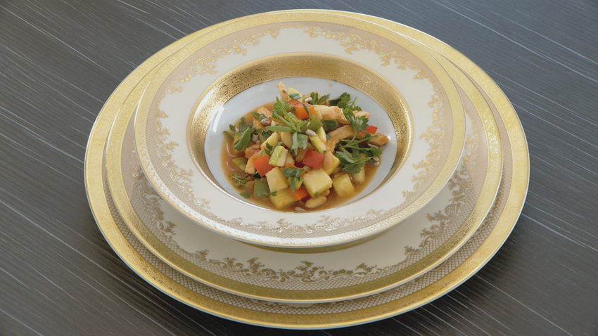 Vištiena su mango ir žemės riešutais 