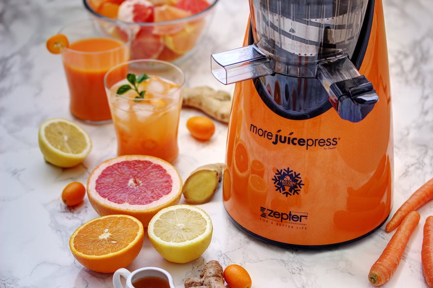 Šviežiai spaustos morkų ir citrusinių vaisių sultys