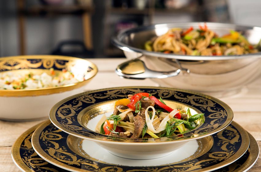 Ryžių makaronai su jautiena 